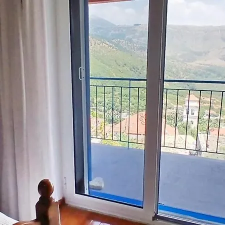 M & A Ionian Balcony Vakantiehuis Himare