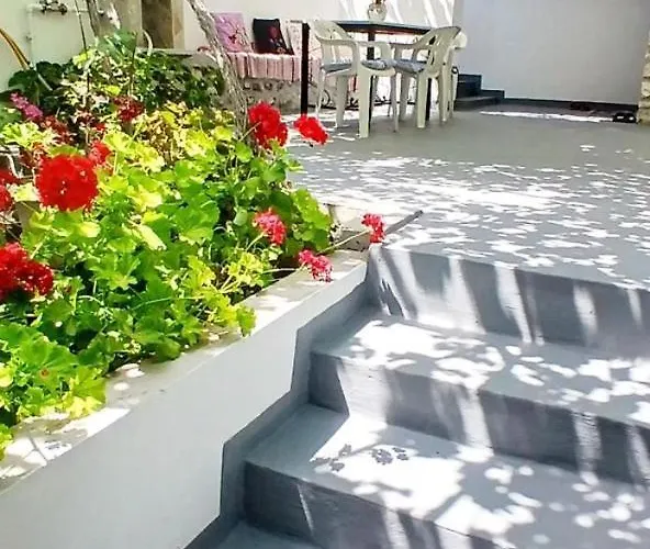 بيت للعطل M & A Ionian Balcony *